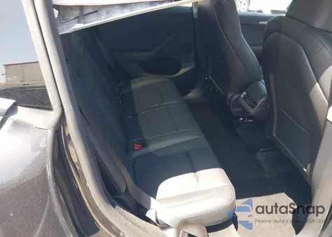 2024 Tesla Model Y Long Range Dual Motor All-Wheel Drive/Rwd из США, поврежденный, VIN 7SAYGDED9RF053945